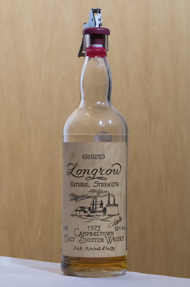 katt87's tweet photo. #ロングロウ #Longrow 1973/1985 (53%, #Samaroli, picture of distillery label)
#leicam11 #whisky
Apo-Summicron 50mm F2 https://t.co/iW4uBoqvqf