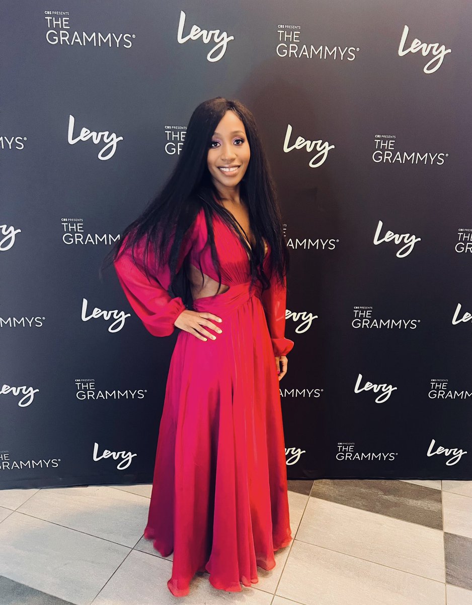 ChelHill's tweet photo. Late post: #GRAMMYs 2024 https://t.co/IF8BncS1fe
