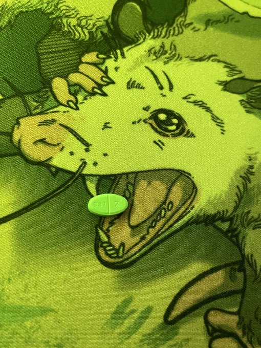 >:3 https://t.co/AkbhAN410p