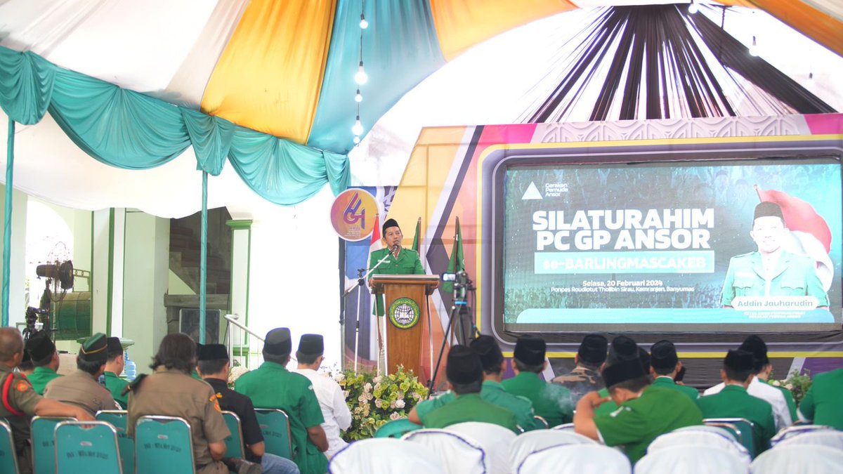 elmoerif's tweet photo. Silaturahmi Ketum PP GP Ansor Sahabat Addin Jauharudin dengan PC GP Ansor ex Karesidenan Banyumas.

Dihadiri Ketua PW Ansor Jateng dan Ketua PC GP Ansor "Barlingmascakeb" di Pondok Pesantren Roudlotut Tholibin Sirau, Kemranjen, Banyumas. https://t.co/FORtHmsUBC
