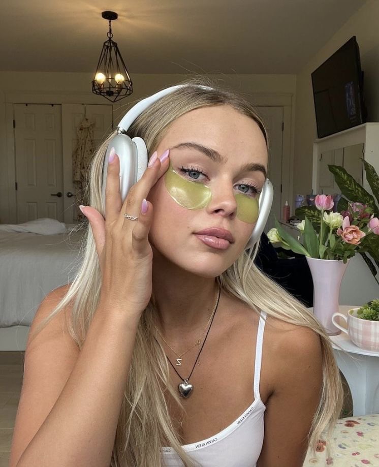 modernlilithh's tweet image. self care is essential and it comes in variety of forms