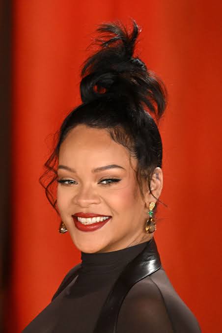 Rihanna turns 36years today.💕🎂🎂
Happy birthday to you Rihanna 🕺🕺🎊🍾

Rihanna (born February 20, 1988, St. Michael parish, Barbados) Barbadian pop and rhythm-and-blues (R&B) singer who became a worldwide star in the early 21st century, known for her distinctive and versatile