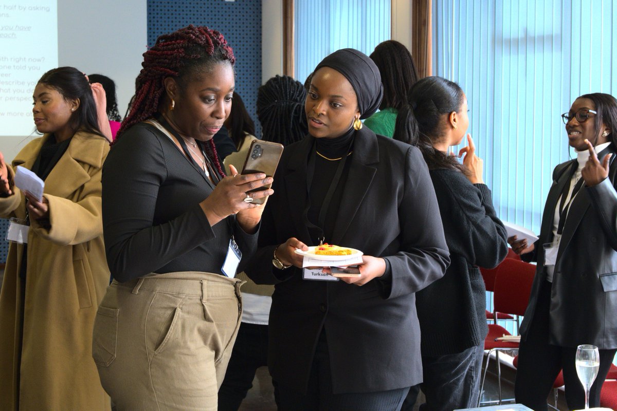 👩🏿‍🔬 Don't miss the next Black Women in Science Network @BWiSNetwork event! This community for women of African & Caribbean heritage in scientific careers is hosting a free brunch in Cambridge on 9 March. Supported by @ChemCambridge @RoySocChem. Sign up 👉🏿 eventbrite.co.uk/e/bwis-brunch-…