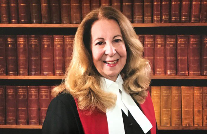 Pour la 1ere fois en 148 ans d'histoire, et 41 ans après que l'honorable Bertha Wilson ait été la 1ere femme nommée à la Cour suprême du Canada, une majorité de femmes siégera au plus haut tribunal de notre système judiciaire, avec nomination de juge franco-albertaine Mary Moreau