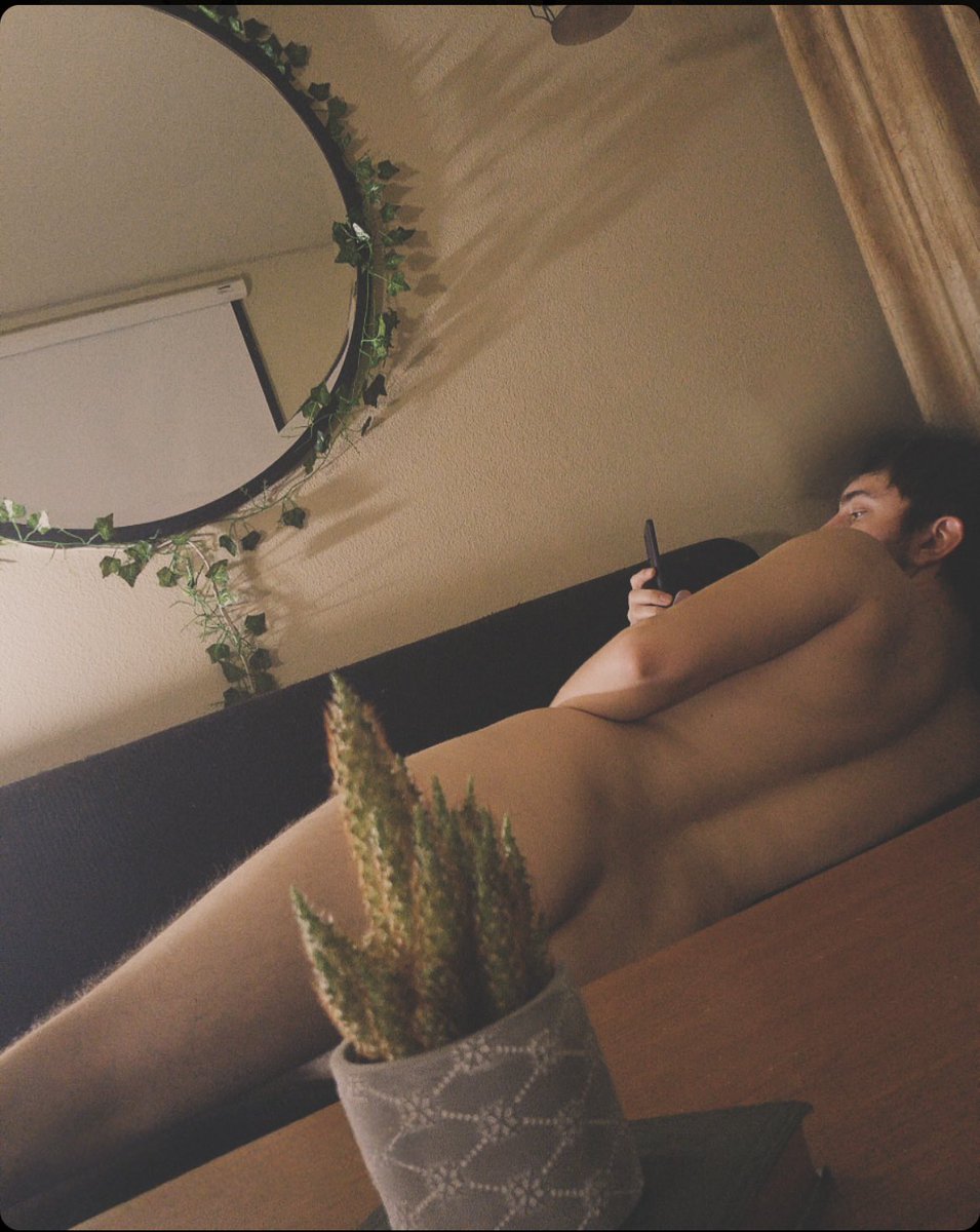 Come hang out with me 😉🌵

onlyfans.com/chadillax

#gay #lgbt #boyfriends #onlyfans