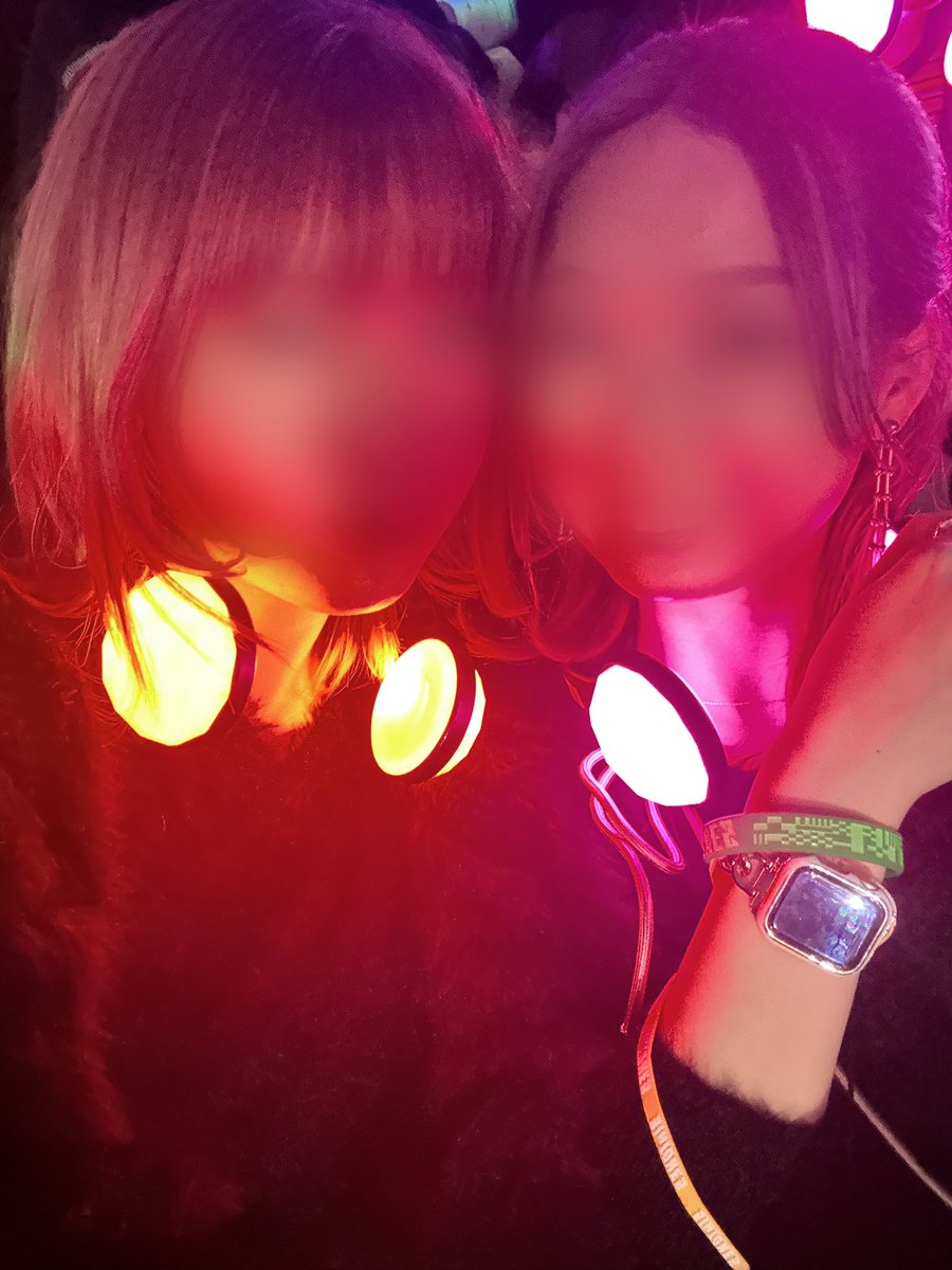 beee_saku's tweet photo. 謎のヘッドホンも大活躍😆🎧🩷❤️
ツアーのコンセプトにばっちりだった🤘
めちゃくちゃ愛着湧いてきましたw https://t.co/oJFZwDYZgO