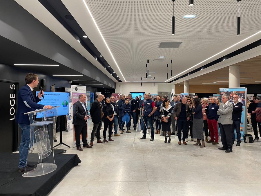 Lamri_ADOUI's tweet photo. Très beau lancement du Master Entraînement et Optimisation de la Performance Sportive #EOPS #UFRSTAPS au palais des sports de @Caenlamer en présence de sportifs de haut niveau @Universite_Caen et de Pascal Mahé, champion du monde @ffhandball, parrain de la 1ere promotion 👏👏 https://t.co/kyg8lo8Uxe