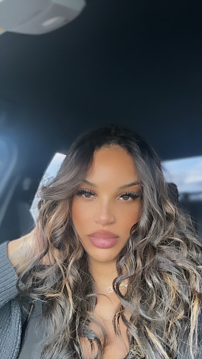 KShorta's tweet image. 🍯🍯