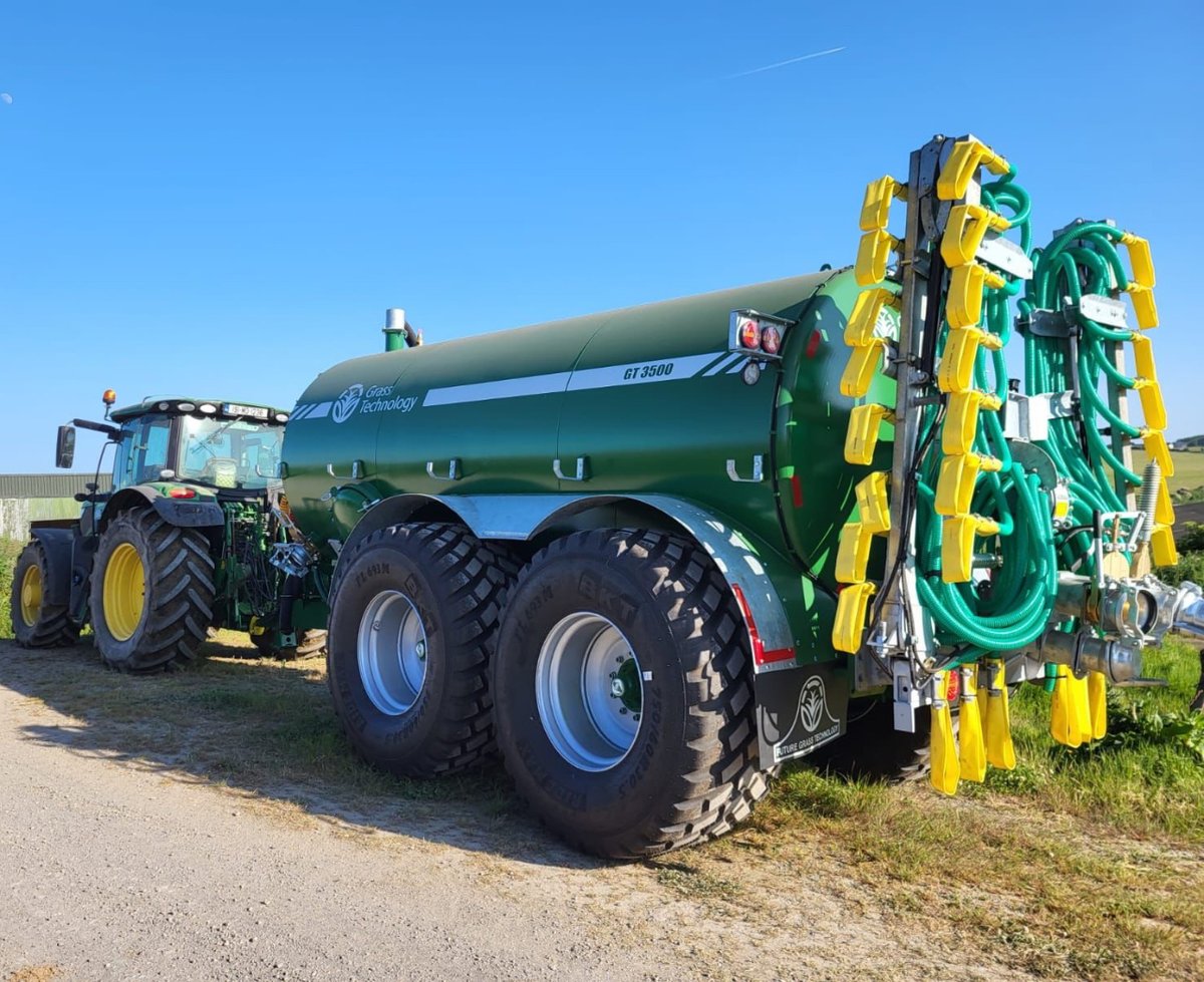 GT3500 with 10 metre dribble bar

Fitted with:
750/60 R 30.5
Lazy arm
Ball and spoon

Any inquires get in touch with the team today.

Adrian Lyons - Ireland (South)
+35387 067 7711
 
Rob Jones - UK
+447407 102406

#creatingnewstandards #grasstechnology #zerograzing #slurrytanker