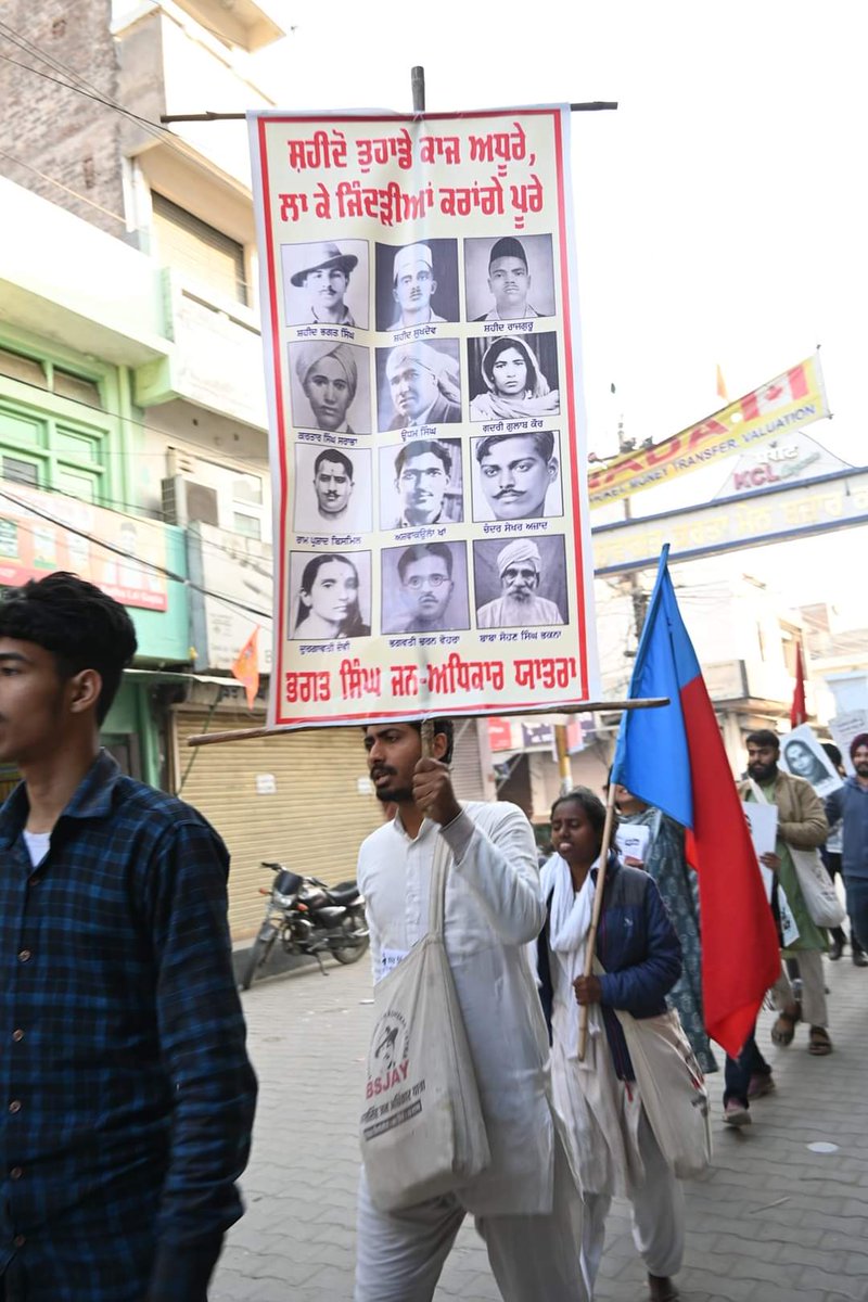 bsjayatra's tweet photo. भगत सिंह जन अधिकार यात्रा के 68 वें दिन का दूसरा राउंड मनसा (पंजाब) में शुरू हुआ।
.
.
.
.
#mansa #Punjab #freedomfighter #bsjay #antimodi #NarendraModi https://t.co/SOoGeiRbSJ