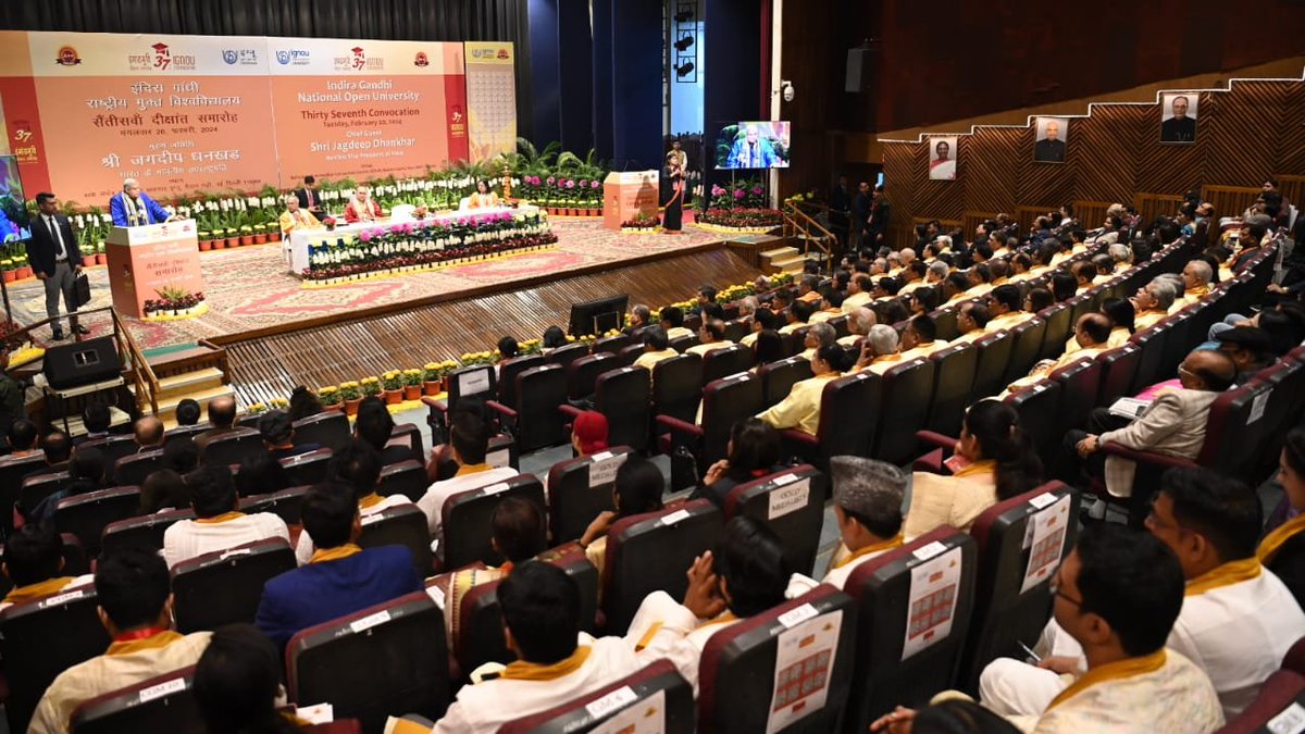OfficialIGNOU's tweet photo. The Hon'ble Vice President Jagdeep Dhankhar in his address at the #37thConvocationIGNOU said that Bharat is at a cusp, and the IGNOU students receiving degrees should let go of traditional paths, embrace startups, and be fearless in pursuing their dreams. https://t.co/V7mmGspLrQ