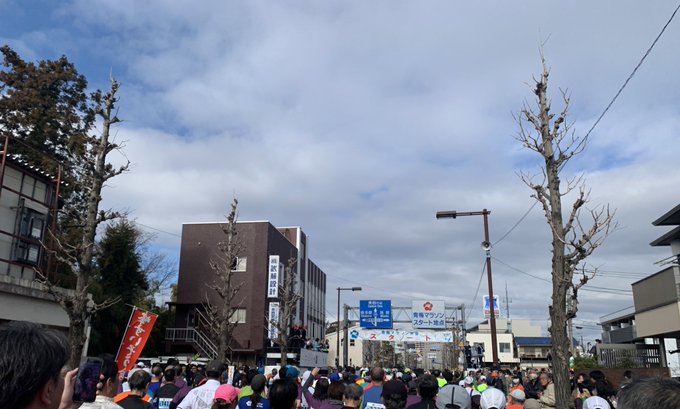 日曜日、青梅マラソン参加してました。無事に完走!市民マラソン大会初参加だったけどめっちゃ楽しかったです。沿道の応援がめちゃくちゃ励みになった。 