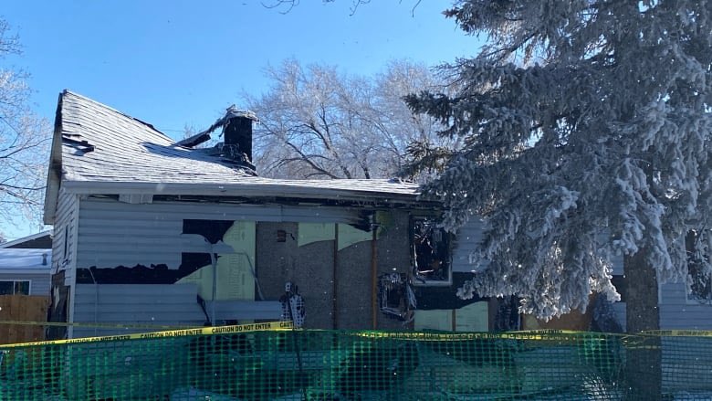 OSINTCAN's tweet photo. A tragic house fire in Davidson, Sask., claimed the lives of five people, including two seniors and three children. The fire was reported on Feb. 18, with the remains of the children found after the fire was extinguished. The community of Davidson, with a population of 1,100, is devastated by the loss. The police investigation concluded that the fire was non-suspicious in nature, and autopsies for all five individuals are expected to be conducted in Saskatoon.