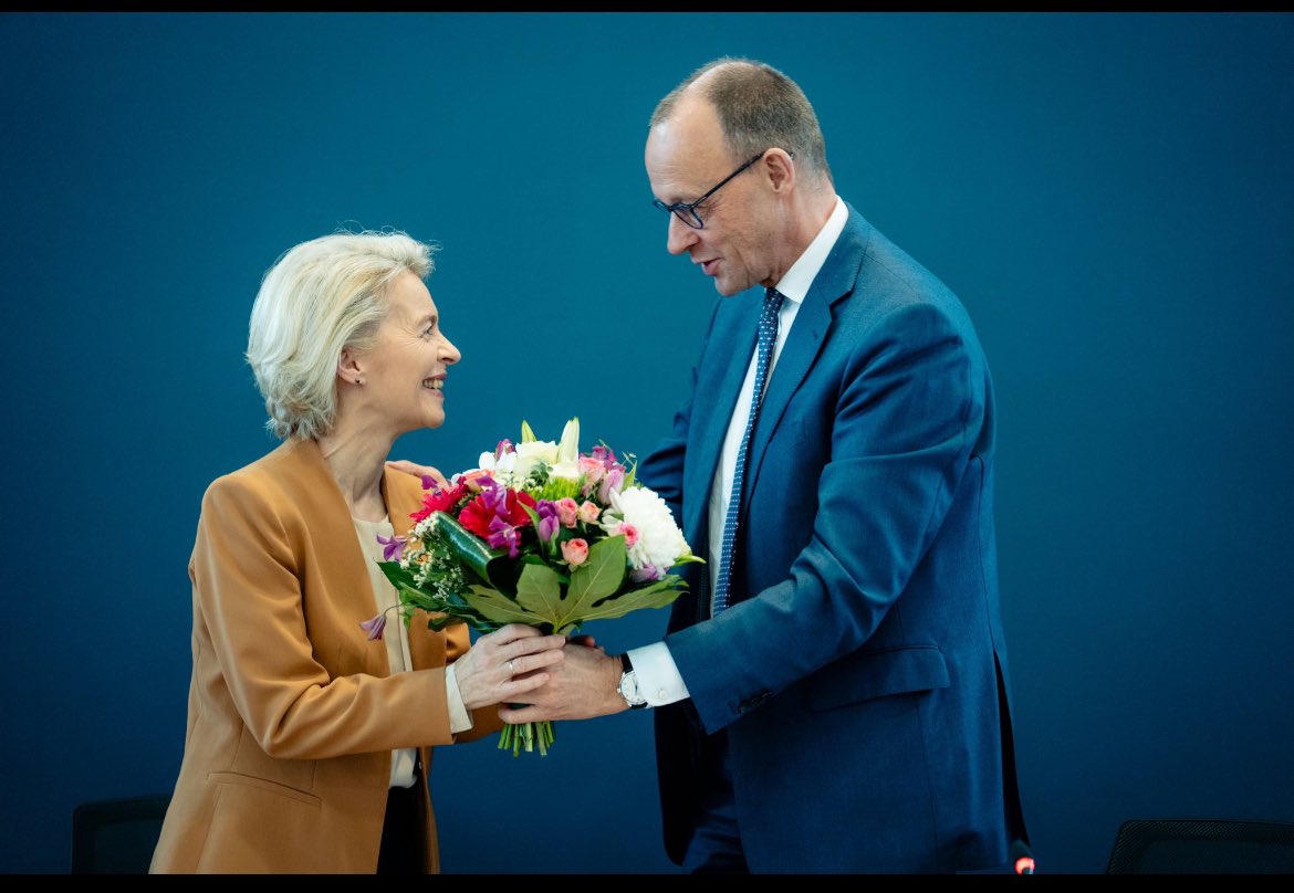 Quo_vadis_BRD's tweet image. Die Verhöhnung des europäischen Steuerzahlers, Symbolbild:

#SMSGate