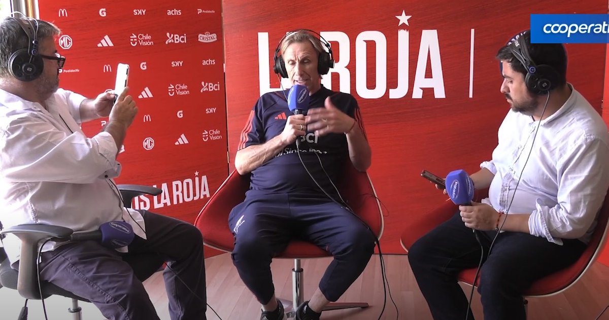 amigos de <a href="/alairelibrecl/">Al Aire Libre</a>, una pregunta: vi esta entrevista, y quiero saber... ¿son periodistas, fotógrafos, influencers, tiktokers? quizás suene anticuado, pero mínimo un entrevistador debe mirar al entrevistado y prestarle atención... muy mal aquí: tinyurl.com/4wxnc4r4