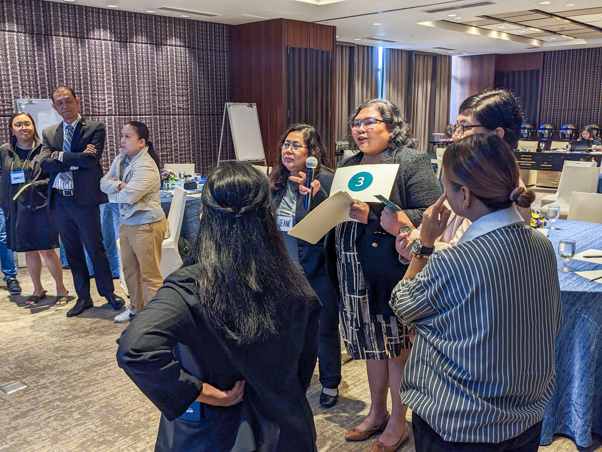 IOM_Philippines's tweet photo. IOM supported the mainstreaming of #FairAndEthicalRecruitment in Philippine #migration governance by training @DMWPHL on the #UNGPs on Business and Human Rights and #HumanRightsDueDiligence funded by @CanEmbPH. #HRDD #MBHR https://t.co/9kDzpdLt26