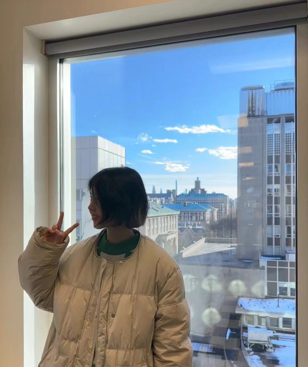 againmilfx's tweet image. After a year, I finally came to New York again