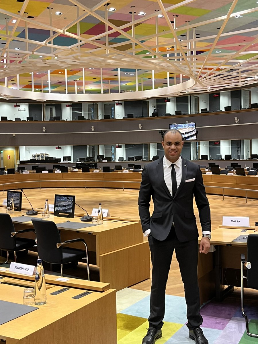 JeffAugustin94's tweet photo. Even more than 2 years after the start of the French Presidency of the @EUCouncil #PFUE2022 🇫🇷🇪🇺, it is always a great honor to come back and work at the @EUCouncil 🇪🇺, now during the current Belgian Presidency of the Council of the European Union 2024 @EU2024BE 🇧🇪🇪🇺. #Europe https://t.co/1got2gUmR0