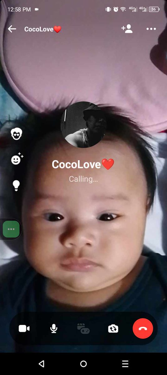 ryanmenorca's tweet photo. Calling papa https://t.co/v3H9UsRVyV
