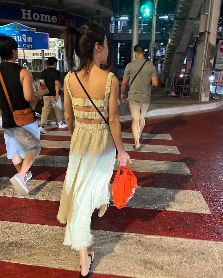 SongjihyoFamily's tweet photo. ซงจีฮโยอัพเดท Instagram ค่ะ( พี่เขาเซ็กซี่มาก🥰🥰
📎:https://t.co/64rzy0hHbL
#송지효 #ซงจีฮโย #SongJiHyo #SJHT #SongJiHyoFamilyTH https://t.co/xWd0RfUAn8