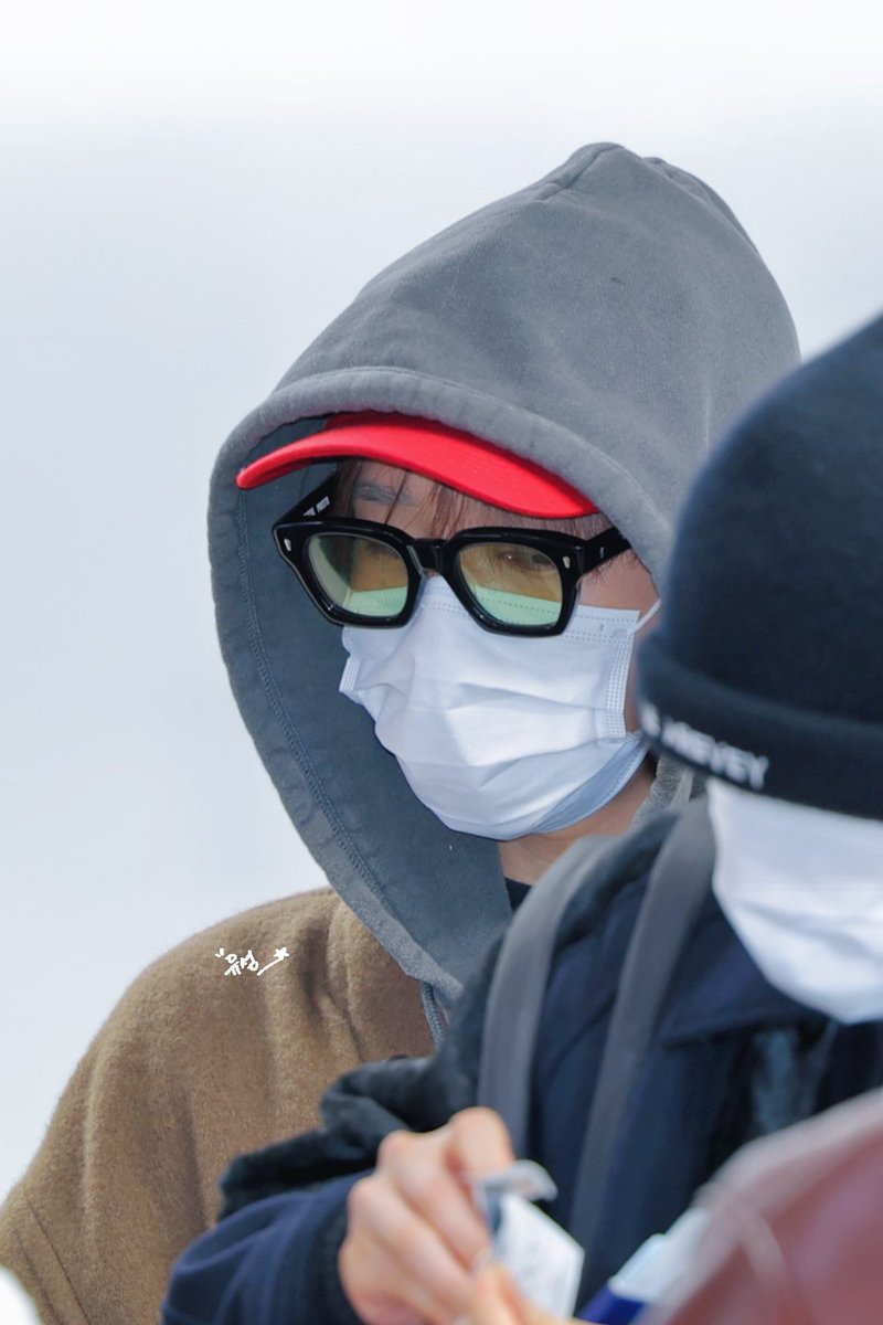 240220 김포공항 출국 😘 @shfly3424 #SUPERJUNIOR #슈퍼주니어 #YESUNG #예성 #艺声 #イェソン