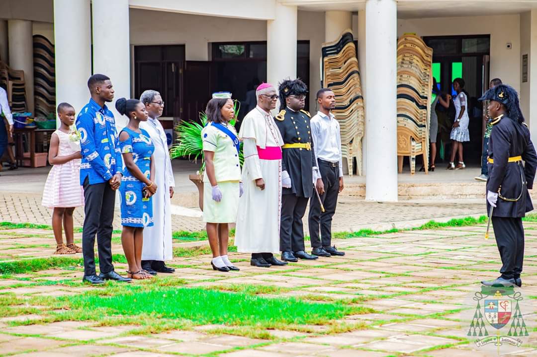Ksji911's tweet photo. We want to pray, in a special way, for our Chief Shepherd, Most Rev. John Bonaventure Kwofie, CSsp, Archbishop of Accra.

We pray for his speedy recovery through the intercession of Mary, Health of the Sick, and Comforter of the Afflicted!

Pray for us!! https://t.co/RlSMlDC45Y