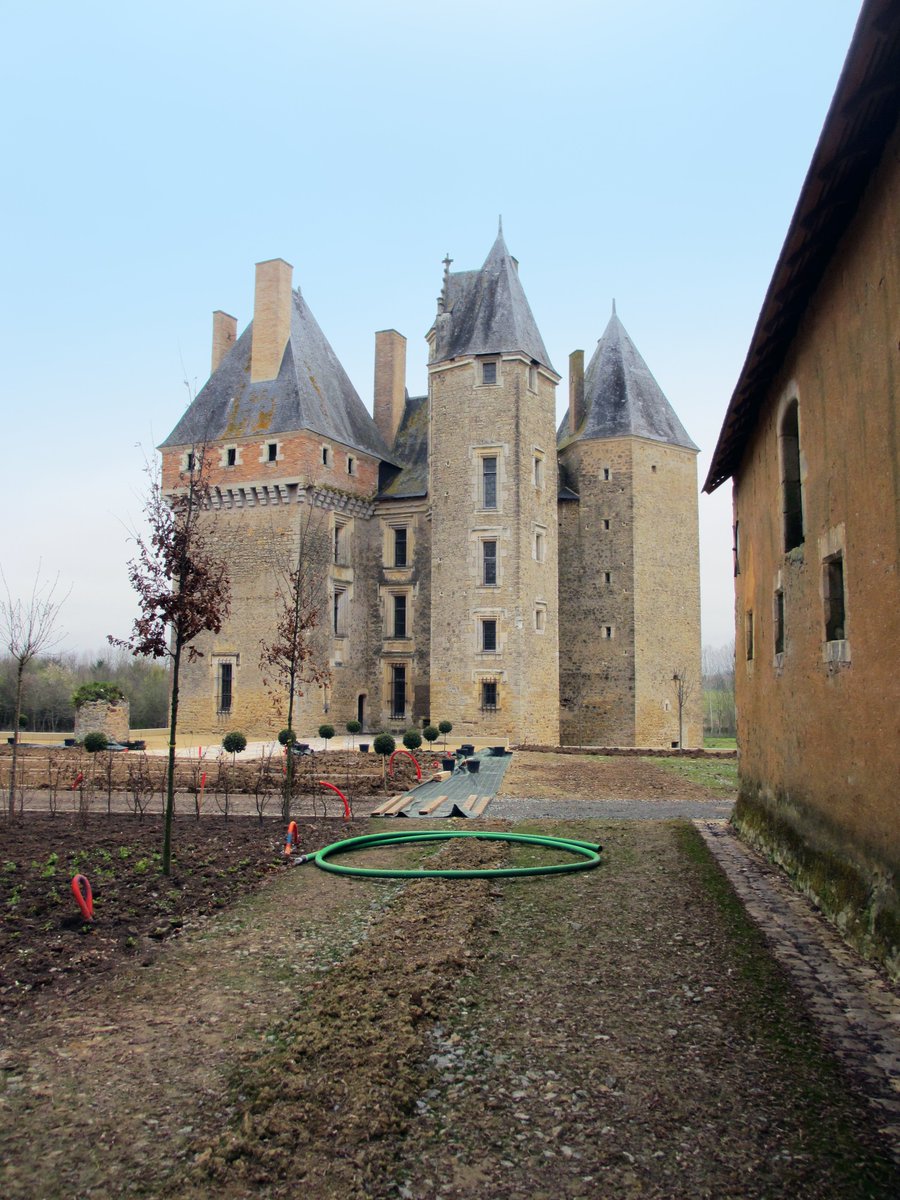 KPSPiping's tweet photo. Coming soon, a new case study at the Chateau de Verdelles Chateau in France where KPS worked to create a remote fill point to protect the Château built in 1490.

Featured: 2" conductive double wall pipe https://t.co/WyaYETlHaf
