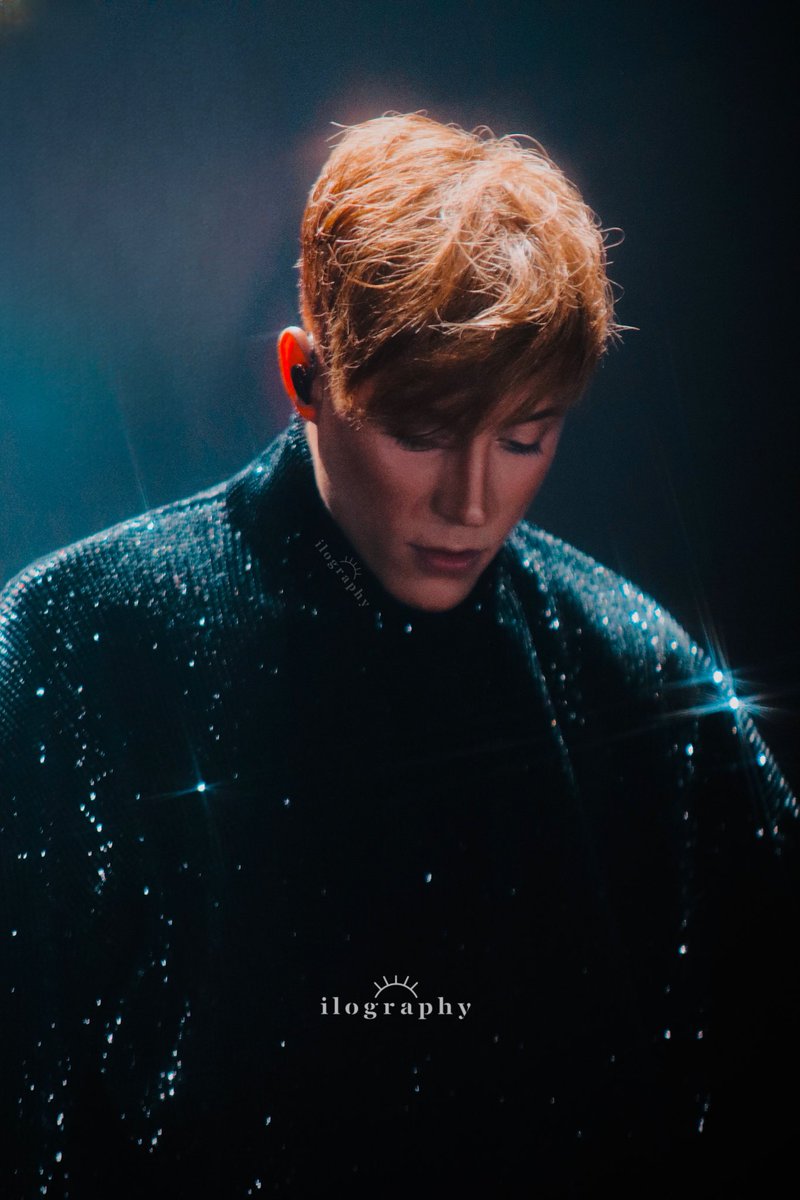 zittiearty's tweet photo. mes photos du concerts de @L0oiic a l’@ingarenabxl ✨ https://t.co/OAQfJHavI6