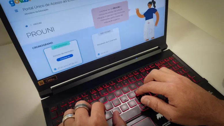 naoesocomvoce's tweet image. Prazo para comprovar dados do Prouni termina nesta terça-feira

Pré-selecionados devem confirmar dados na instituição superior #prouni #educacao #mec #ensinosuperior