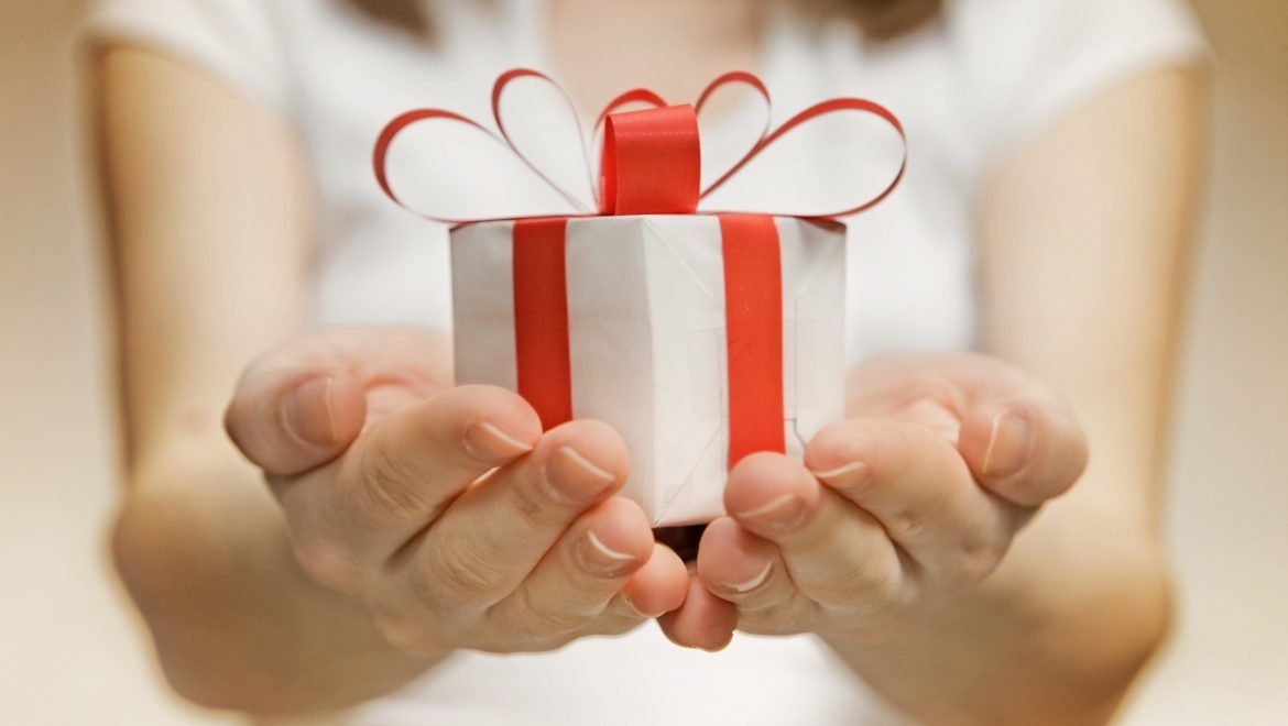 Houston_Equity1's tweet photo. CYM Gift Guide 2023

#gift #giftideas #handmade #love #gifts #art #birthday #fashion #christmas #homedecor #instagood #design 

https://t.co/f6n05sdkEu https://t.co/8bTgRvJJFX