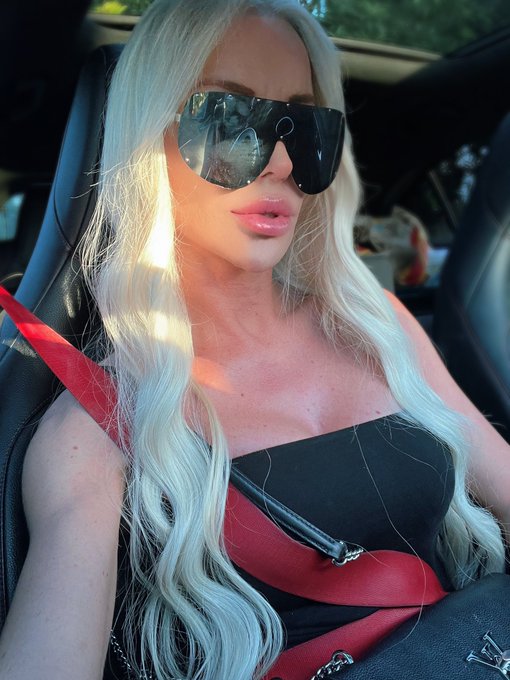 Hi baes! Still here miss ya all https://t.co/s6qwpQTM3p<a href="/tag/mvsales"class="tags"><span>#mvsales</span></a>