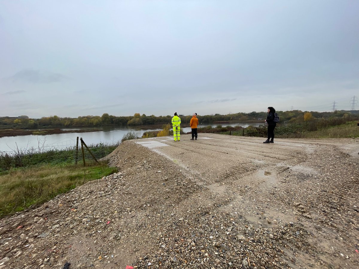 HackbridgeNDG's tweet image. A month after Beddington Farmlands should be open to the public, Valencia have submitted their planning application for changes to Sutton Council.  Don't forget to have your say shorturl.at/movOU #BeddingtonFarmlands #SavetheLapwings