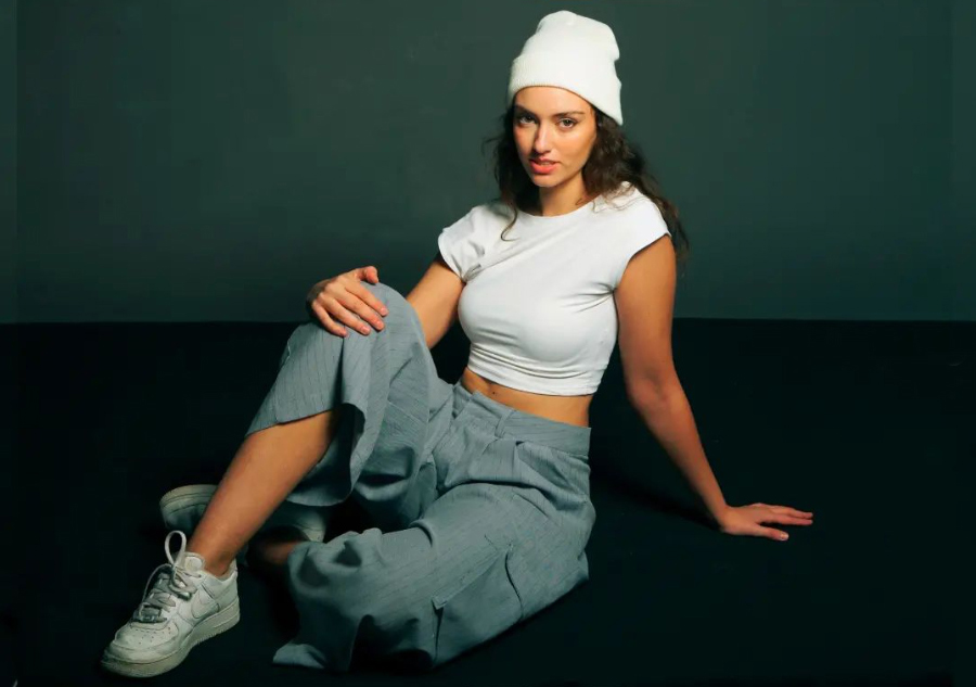 Street Style con María 💘

Modelo: (Ig <a href="/meeers__/">mmb</a> )
Foto: <a href="/saraiglesias_/">Sara Iglesias</a>  en <a href="/CUBOplato/">CUBOestudio</a> de fotografía en Madrid 

:::::::::::::::::::::
Book TEST en PROMOCIÓN hasta el 29 de febrero
Info &amp; Contacto ☎️ 606 871 911 - info@saraiglesias.es

Gracias!🌷🌷🌷