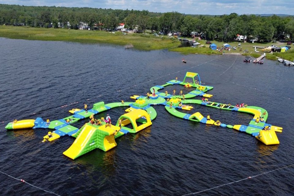 TMR: This giant inflatable water park in northern Ontario could be yours for $60K facebook.com/marketplace/it…