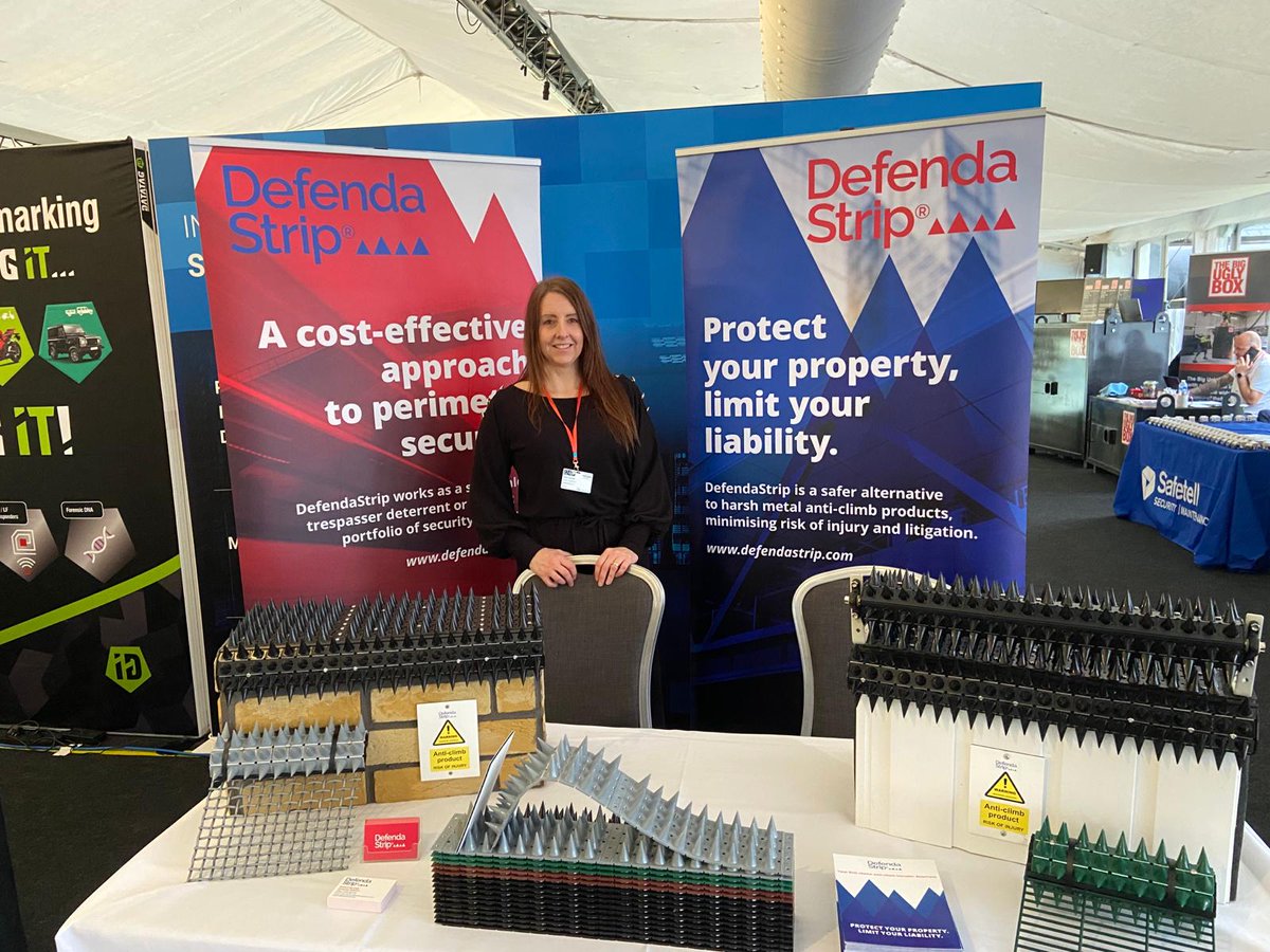 Wonderful to be back exhibiting at ATLAS. A big thanks to <a href="/securedbydesign/">Secured by Design</a> and PCPI for allowing us to demonstrate our new products - the <a href="/DefendaStripUK/">DefendaStrip</a> Rise and <a href="/DefendaStripUK/">DefendaStrip</a> Spin. Lots of positive response 🙂

#Security #Police #Trespassing #solutions #perimeterprotection