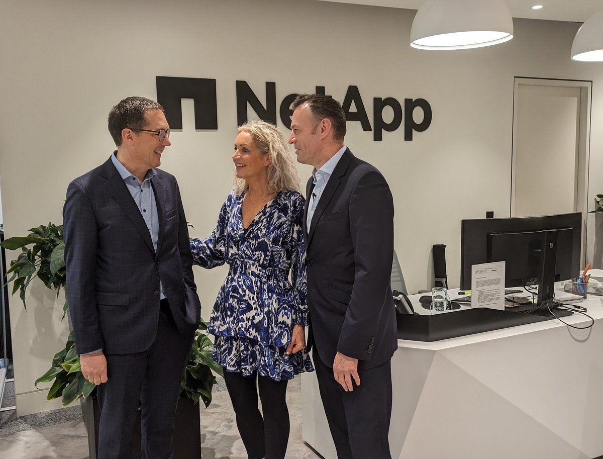 CorkChamber's tweet photo. Ready, Set, Network🤝
Taking in the fabulous views while getting some networking in at @NetApp this afternoon📸 #ccnetworking https://t.co/QS1k9PJa2F
