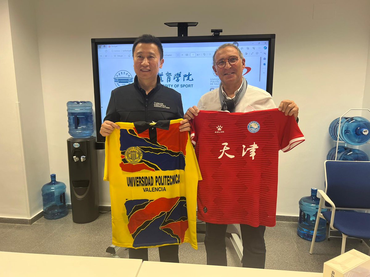 El pasado lunes visitó la UPV Zhang Xin, Presidente de la Universidad del deporte de Tianjin. Universidad este  referencia en la formación deportiva y su Cátedra de fútbol ha firmado con nuestra cátedra del deporte un acuerdo. Noticia completa: mdta.es/visita-a-la-up…