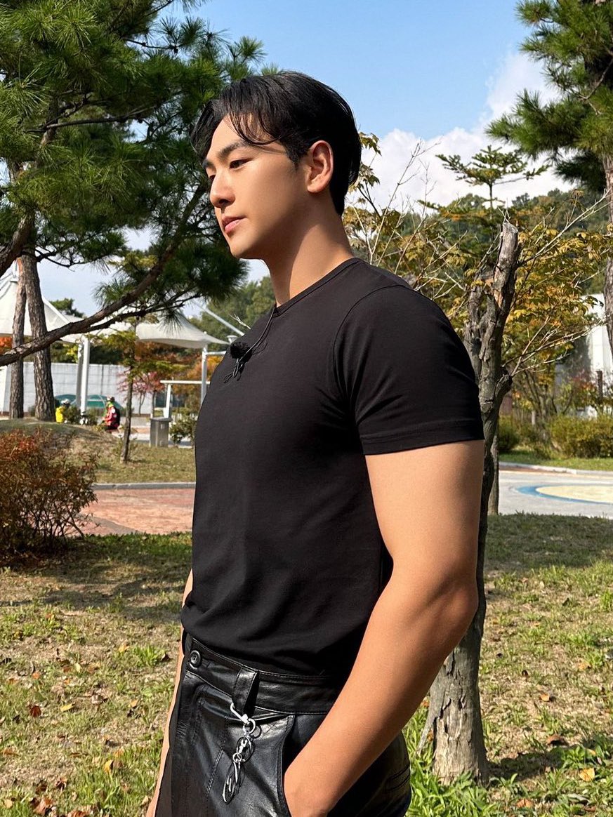 stbrm's tweet photo. คุณพี่ดูนี่นะ https://t.co/0fEllOOg59