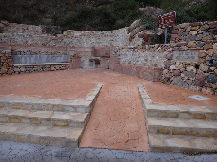 SENDERISME. Borriol - font de la Botalaria - la pedra - Pererola - Borriol
Inscripcions obertes. Últimes places !!!
Diumenge 25 de febrer. 13 kms 
Eixida: 9:00 h. Plaça de la Font (Borriol)
Dificultat alta (a partir 14 anys)
Més info castello.es/va/rutes