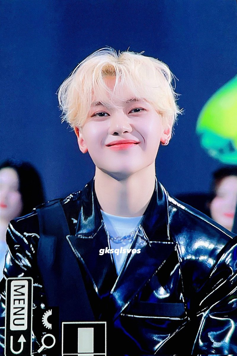 kyuung24's tweet photo. [INSTIZ] 240219 Hari Ini Aku Hampir Ngestan Seok Matthew
https://t.co/O0lb17X2bQ

Bertahan dengan susah payah

#ソクマシュー 
#SEOKMATTHEW 
#석매튜   
#石友铉 https://t.co/Z6xHm27Dxt