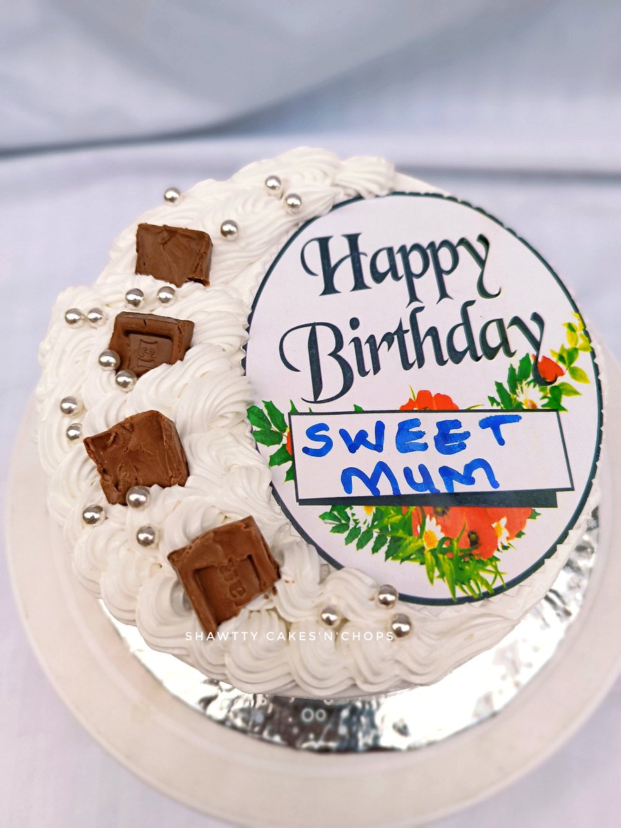 treatsby_shawty's tweet photo. You can always order our budget cakes
6 inches
Single layered 
Price : 9000NGN
Location : New Airport, Ibadan

Please retweet https://t.co/jRcFdMFyfL
