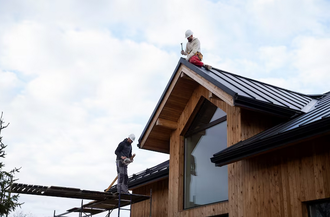 buzzroofinginc's tweet photo. Are you considering upgrading to a #metalroofinColorado? Look no further! #BuzzRoofingandExteriorsInc. is your trusted #metalroofingcompany. Our #expert team #specializes in durable and stylish #metal roofing #solutions that stand the test of time.
Visit: https://t.co/chfFPNyucn https://t.co/sL5wG2mtI5