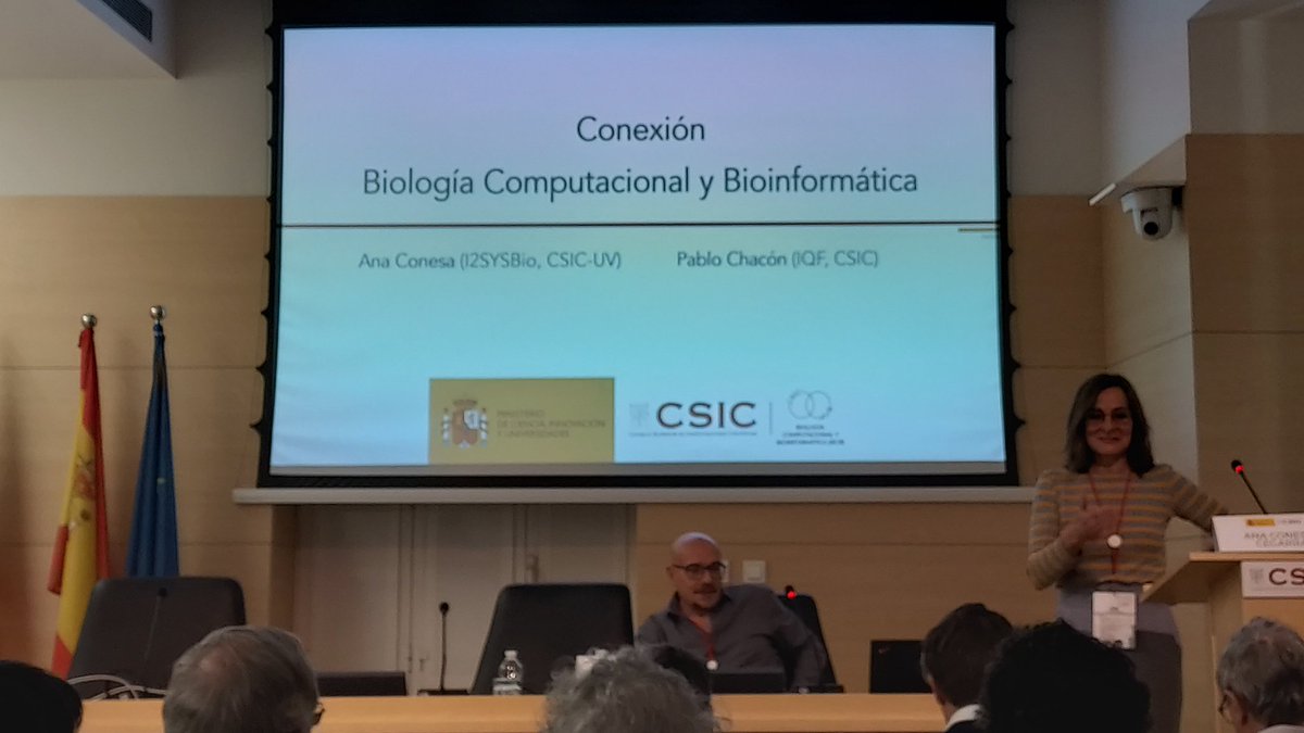 Honoured to attend as @INB_Official representative to the kick-off meeting of the @CSIC connection of bioinformatics & computational biology. Great collaboration initiative of @AnaConesa with talks by @JM_Carazo @jdelasrivas @BrunoContrerasM, which also are INB/ELIXIR-ES nodes.