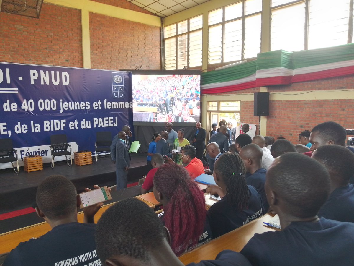 L'@UB_Rumuri, campus Mutanga, s'apprête à accueillir un grand rendez-vous des jeunes et de la Directrice Régionale de @UNDPAfrica, Mme @ahunnaeziakonwa. Au cours de cet événement, il va y avoir le lancement du programme #MoonShot en faveur de 40000 jeunes et femmes entrepreneurs.