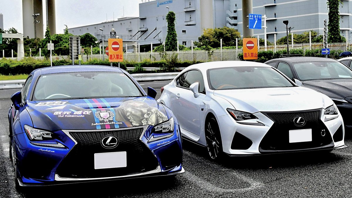 RCF_CCSP's tweet photo. たぶんだけど‥
青×白の相性ていい気がする🤔
白がいい感じに青を引き立ててる✨
今日は青に関する投稿が多いな笑
#lexus #rcf #is500 #is350 #is200t https://t.co/5int9Vz94S