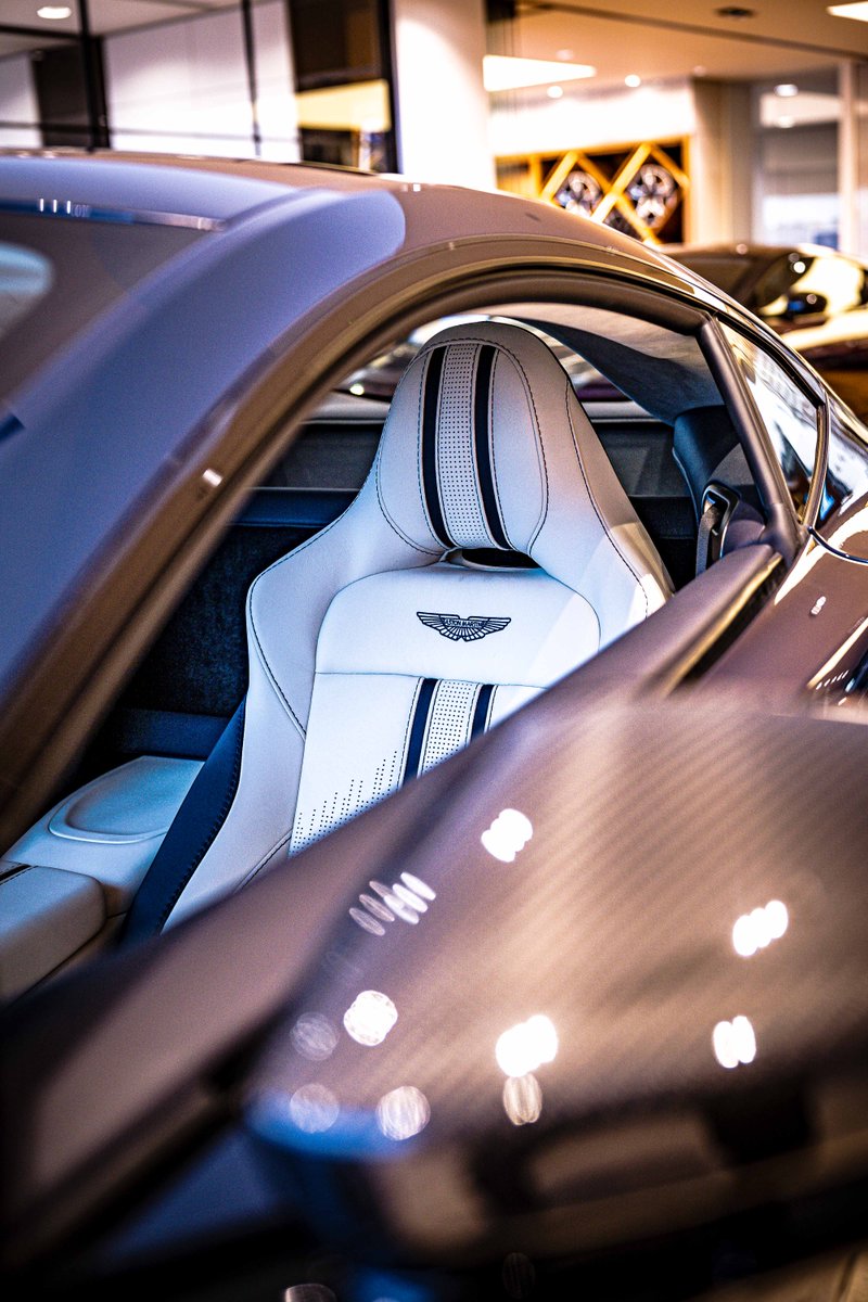 GRANGEMOTORS's tweet photo. Aston Martin Vantage in Seychelles Blue with Dark Night - Semi Aniline Leather interior.
Redefining the thrill of the drive.

For more info please call: 01707 925 252
https://t.co/4RJcYCXvzI

#AstonMartin #Vantage #THRILLDRIVEN #AstonMartinHatfield https://t.co/eJ76ntq8zm