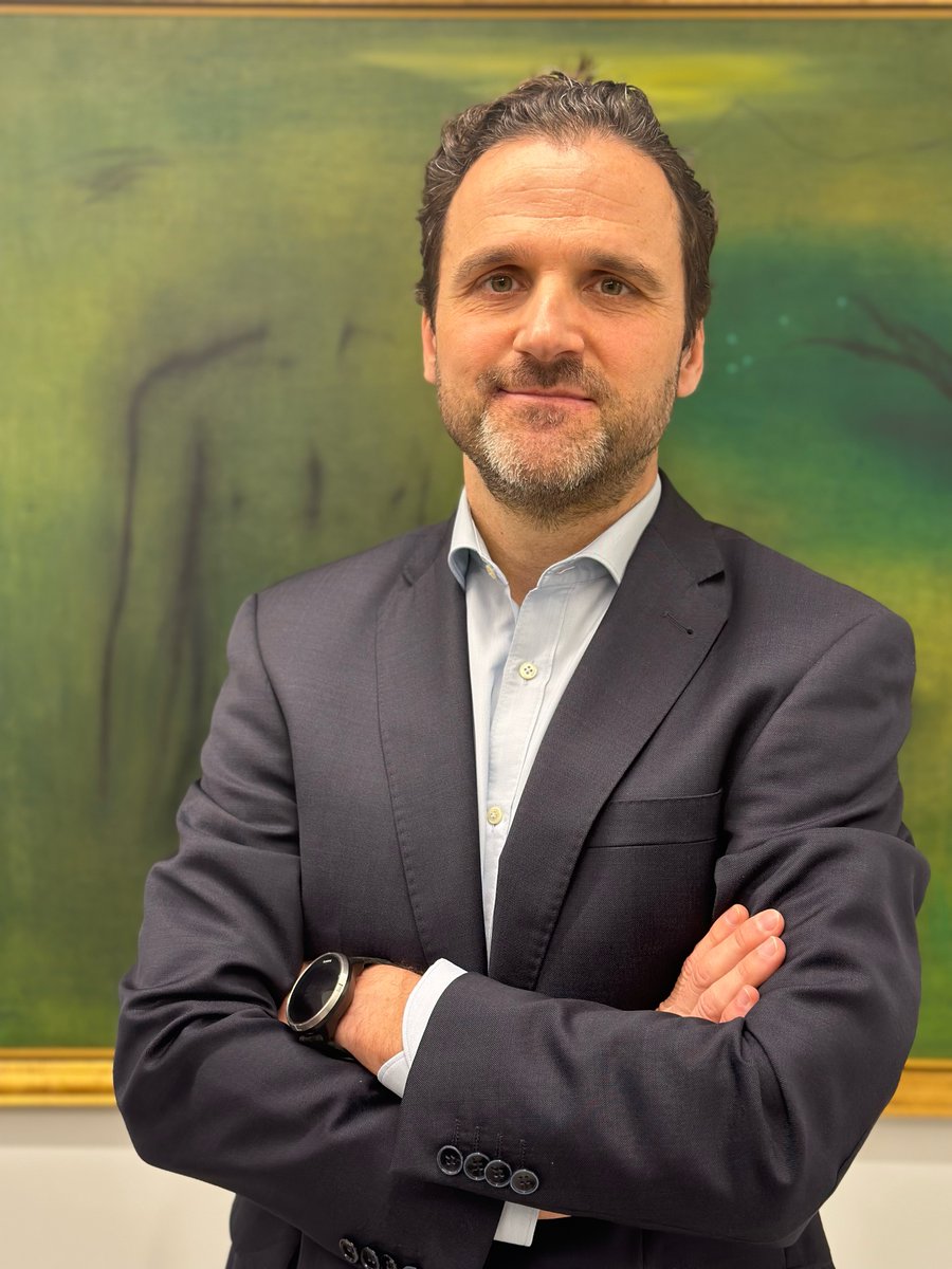 "Es importante, aparte de contar con una estructura detrás, el tener con tus clientes una relación estrecha y que incluso sobrepase lo estrictamente profesional”.
Pablo Ambrosio nos habla sobre su labor en <a href="/grupocrsur/">Caja Rural del Sur </a>. 
Escúchalo 🎧 open.spotify.com/episode/6WSIjU…