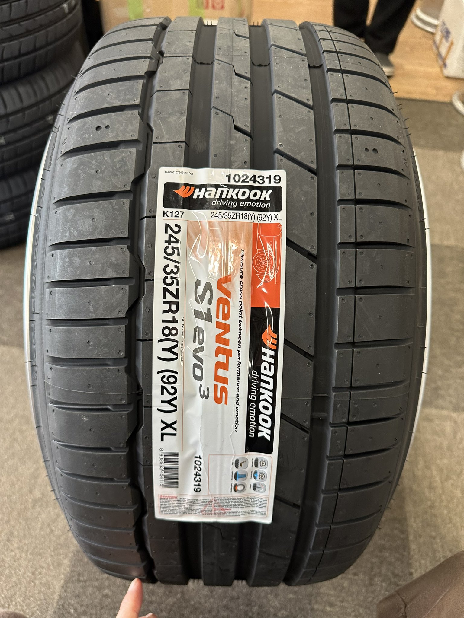 【取付対象】245/35R20 95Y XL <br>ハンコック veNtus S1 evo3 K127 <br>Weds ウェッズ レオニス JG PBMC <br>20インチ 8.0J 5H114.3 <br>サマータイヤホイールセット <br>