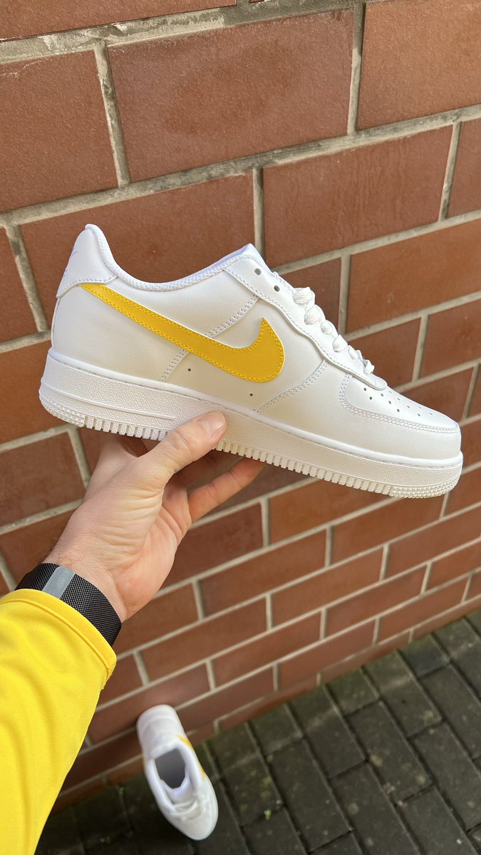 Meine neuen Frühling/Sommer Nike‘s
#Nike #sneaker #customnike #summer #bachelor #trending2024