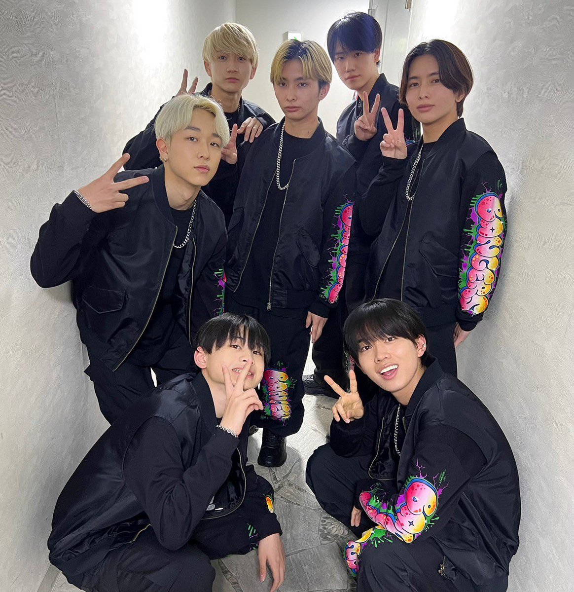 BANGERS_MANATO's tweet photo. DOL Fesありがとうございました!!✨
@dol_loud さんリリースおめでとうございます!!
D.O.Lさんにとってとても大切なイベントに出演させてくださり、本当にありがとうございます🙇♂️
僕たちももっとレベルアップしてかっこいいライブができるよう頑張ります🔥🔥
#DOL さん #DOLFes
#BANGERS https://t.co/wCQEHANsjs